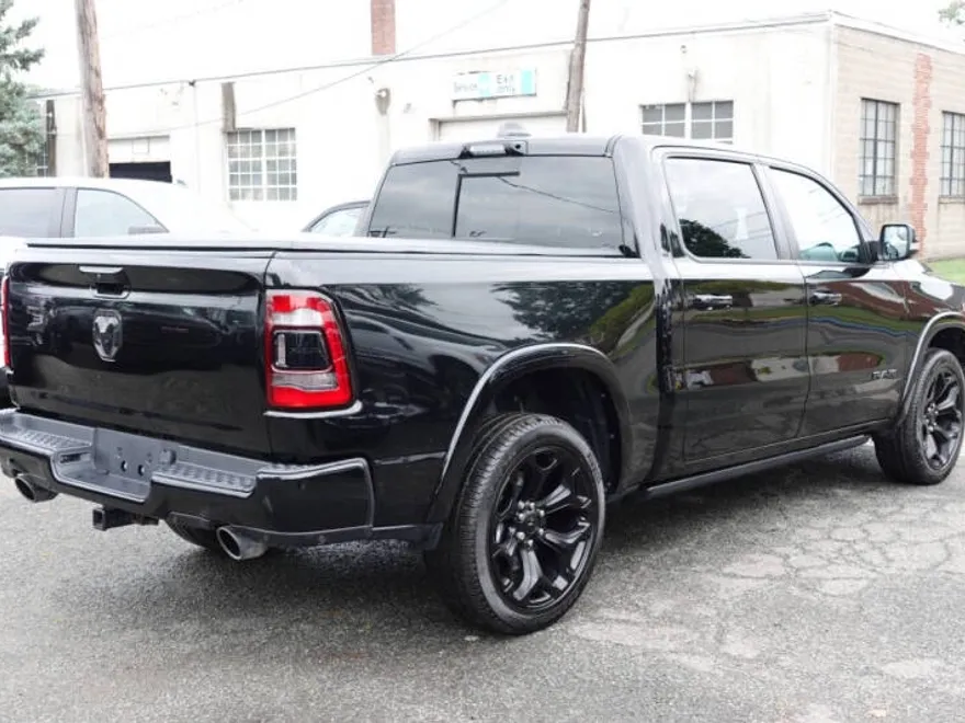 2022 Ram 1500 Limited photo 1