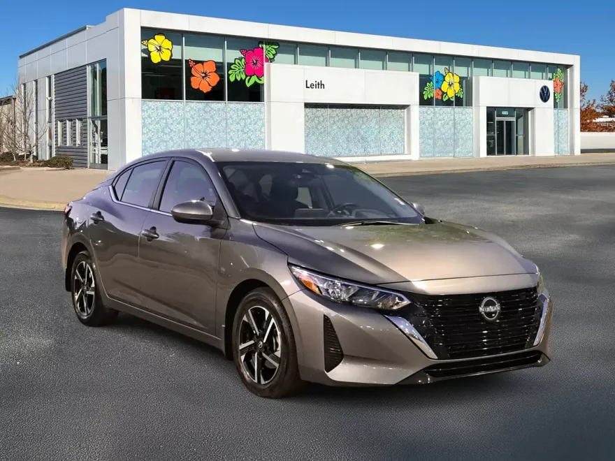 2024 Nissan Sentra SV photo 1