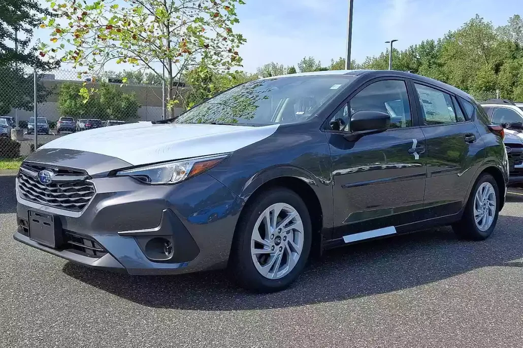 2025 Subaru Impreza Base photo 1