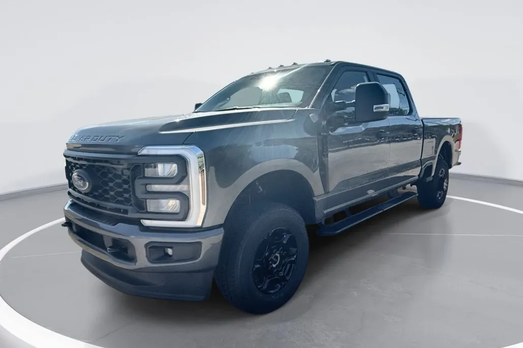 2026 Ford F-250 XL photo 1