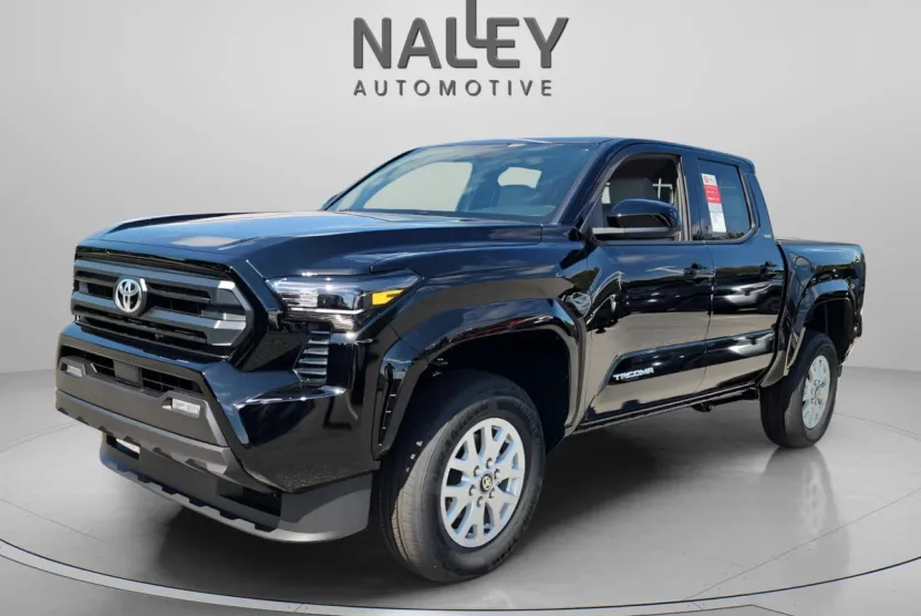 2025 Toyota Tacoma SR5 photo 1