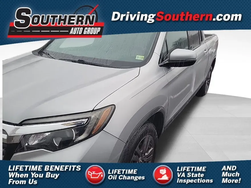 2019 Honda Ridgeline Sport photo 1