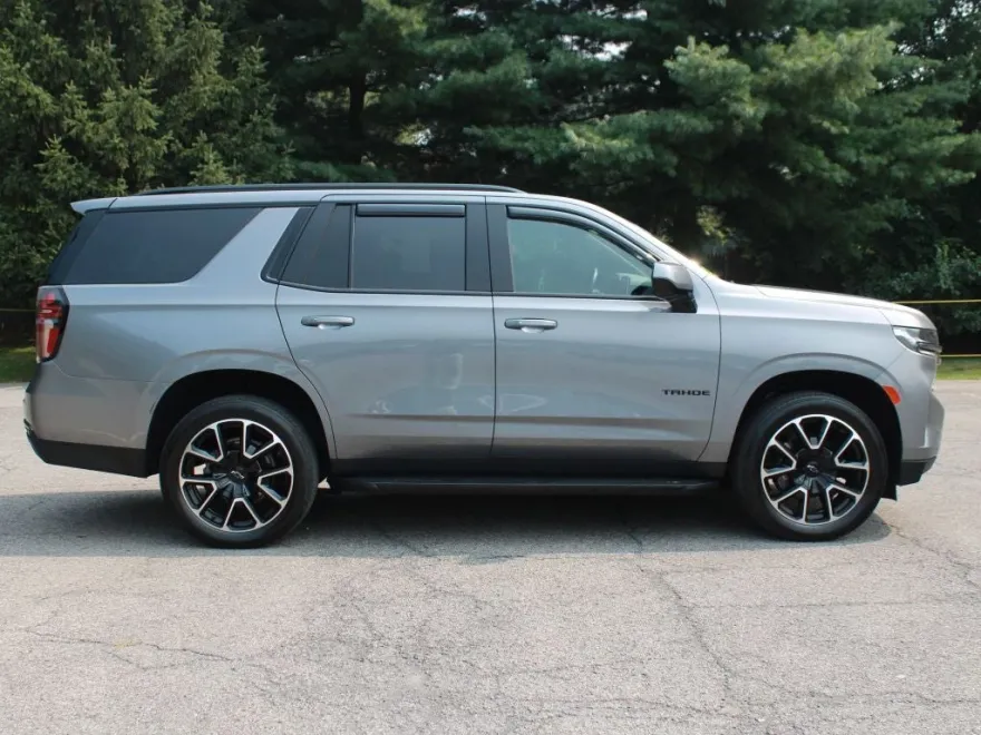2022 Chevrolet Tahoe RST photo 1