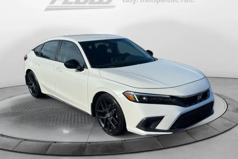 2022 Honda Civic Hatchback Sport photo 1
