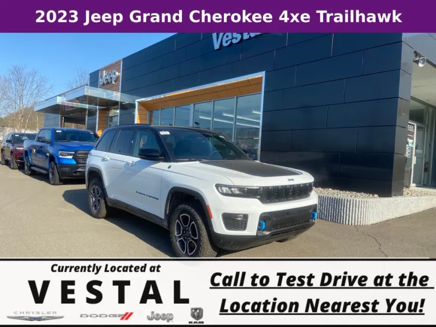 2023 Jeep Grand Cherokee Trailhawk 4xe photo 1