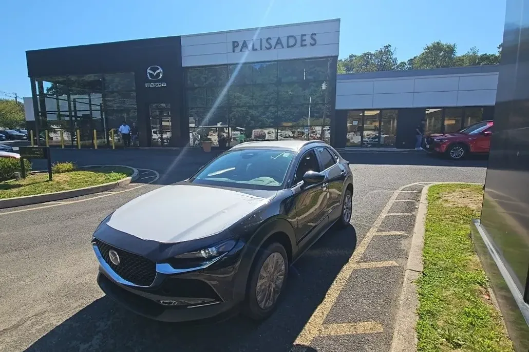 2025 Mazda CX-30 2.5 S Preferred photo 1