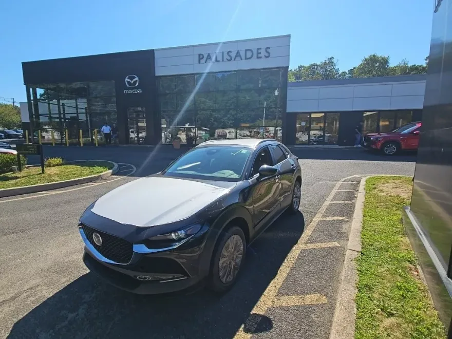 2025 Mazda CX-30 2.5 S Preferred photo 1
