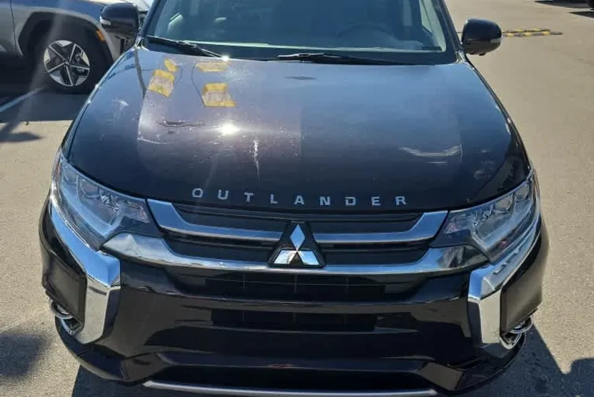 2018 Mitsubishi Outlander PHEV GT photo 1