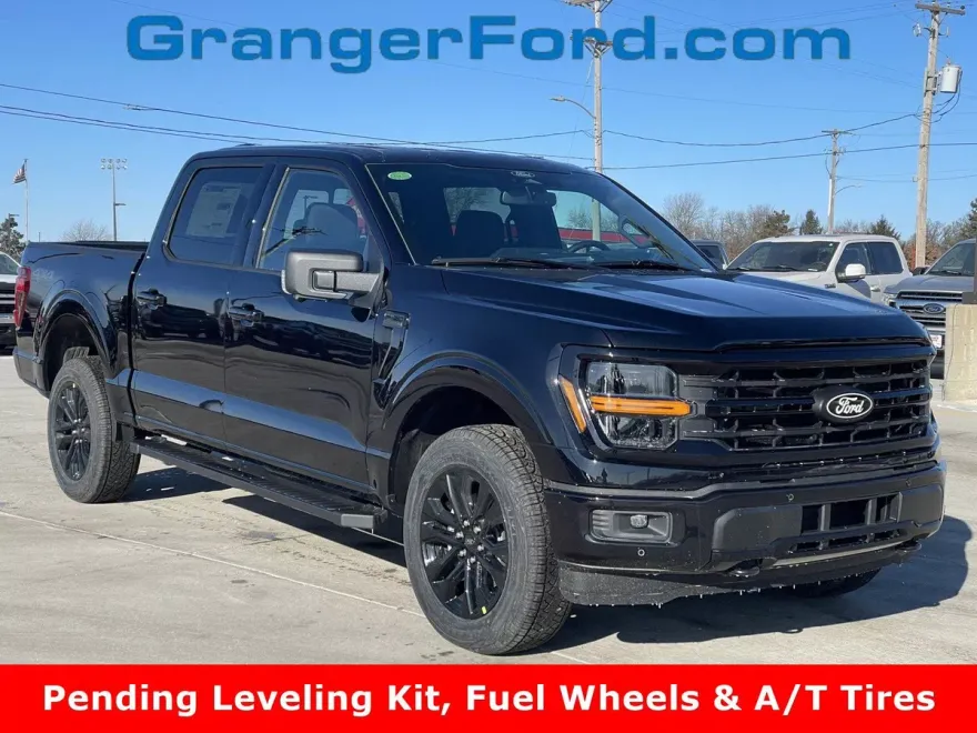 2025 Ford F-150 XLT photo 1