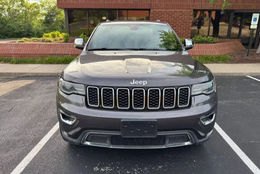 2018 Jeep Grand Cherokee Limited photo 1