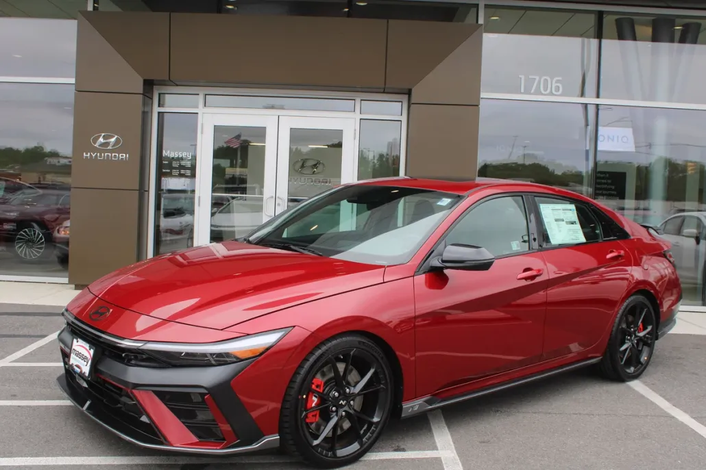 2025 Hyundai Elantra N photo 1