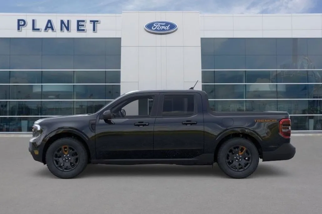 2024 Ford Maverick Lariat Tremor photo 1