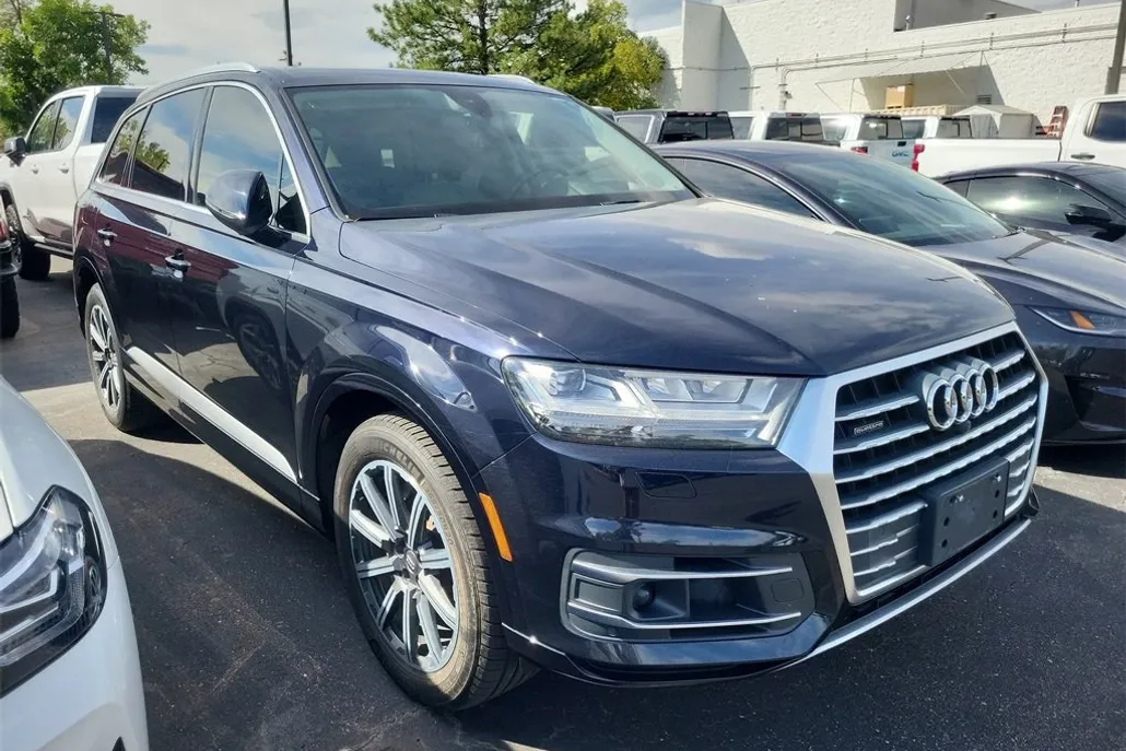 2017 Audi Q7 3.0T Premium photo 1