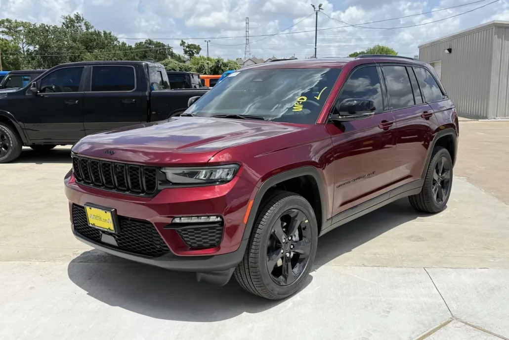 2025 Jeep Grand Cherokee Limited photo 1