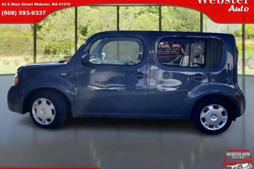 2013 Nissan Cube SL photo 1
