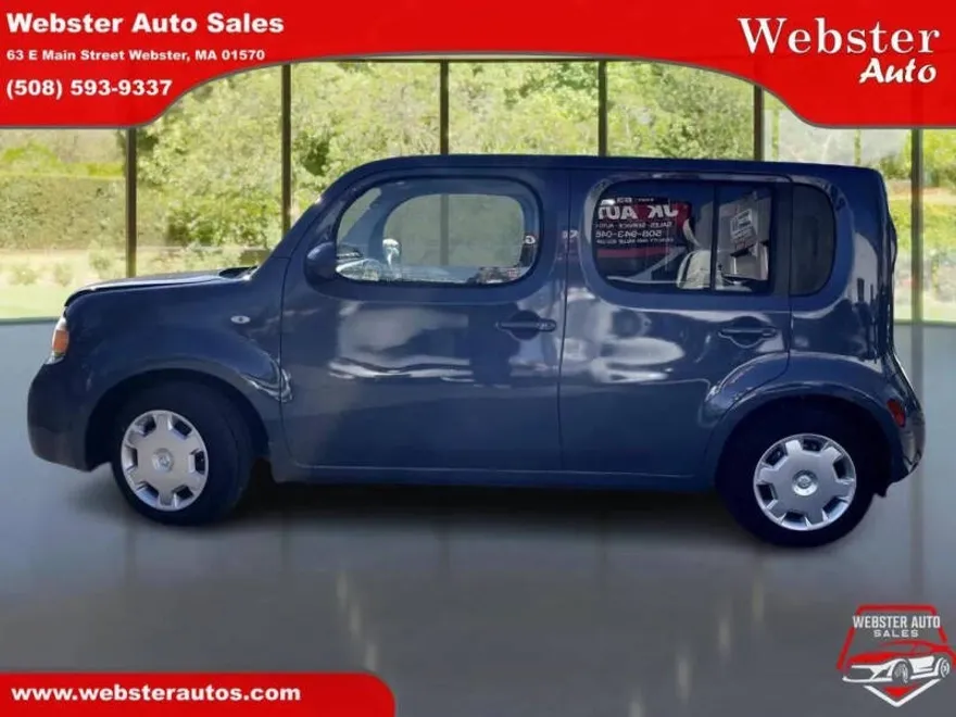 2013 Nissan Cube SL photo 1