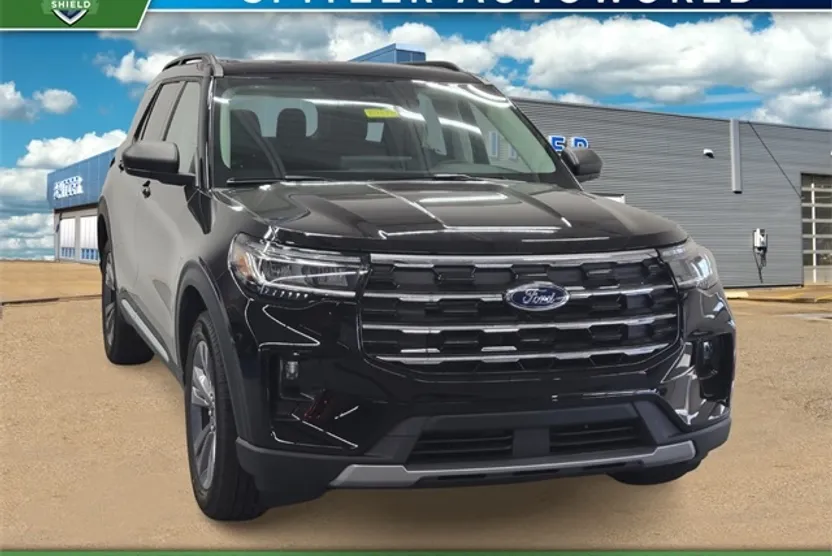 2025 Ford Explorer photo 1