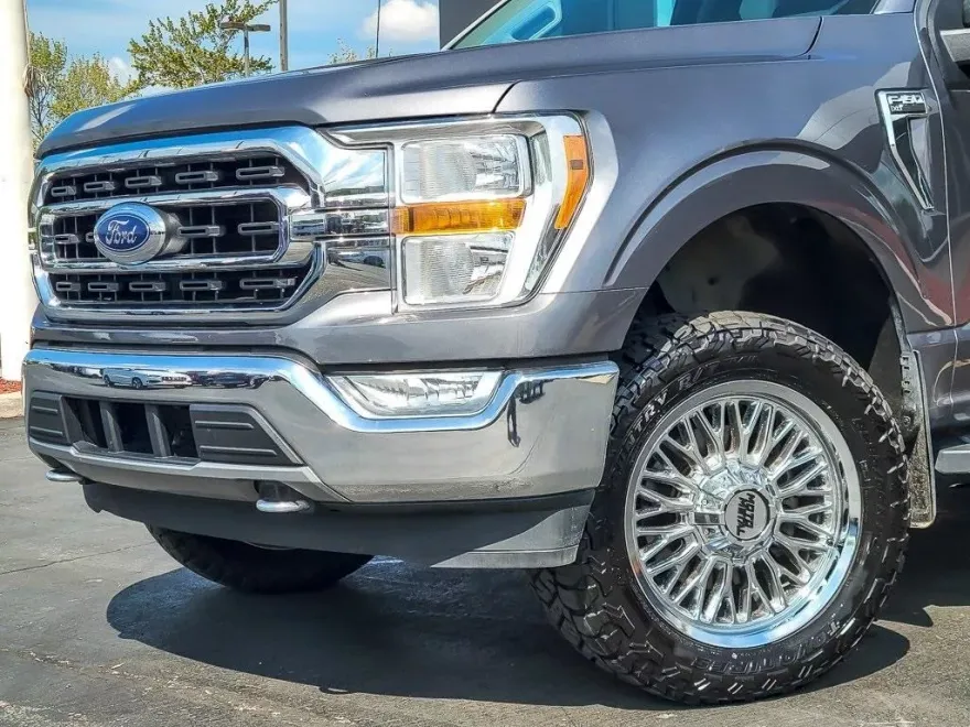 2021 Ford F-150 XLT photo 1