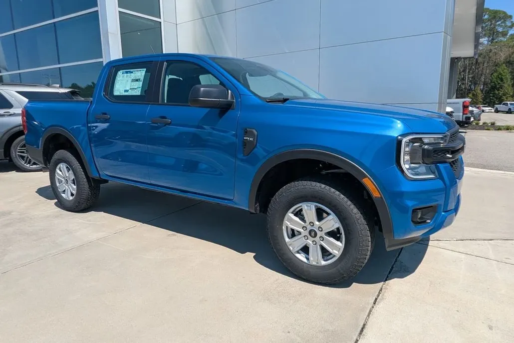 2025 Ford Ranger XL photo 1