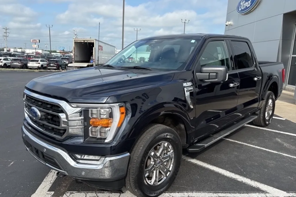 2022 Ford F-150 XLT photo 1