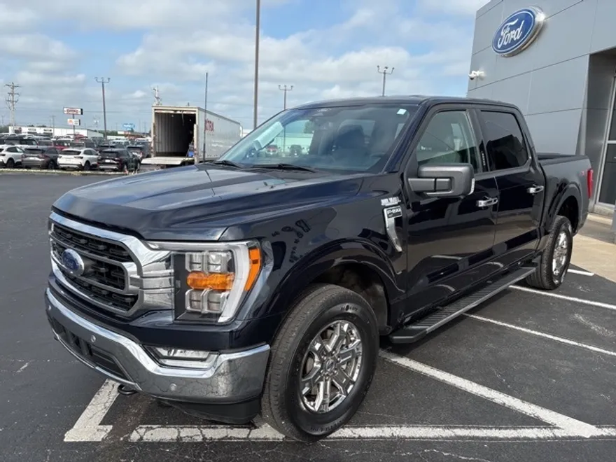 2022 Ford F-150 XLT photo 1