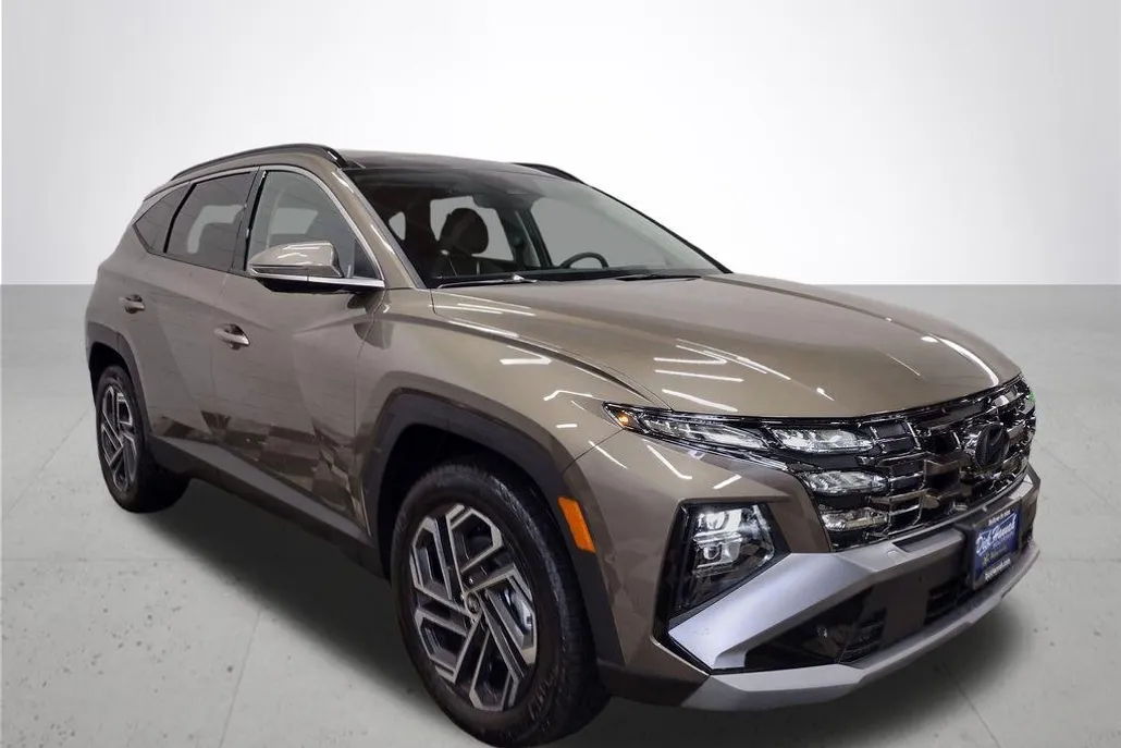 2025 Hyundai Tucson Hybrid Limited photo 1