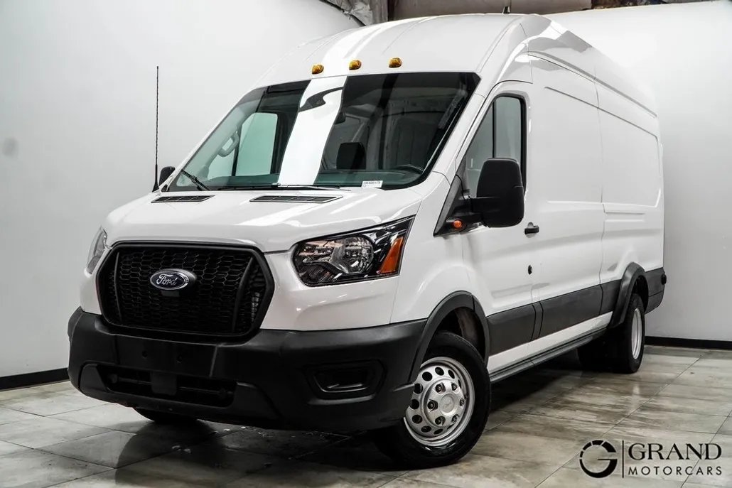 2024 Ford Transit Cargo Van photo 1