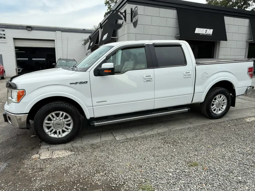 2014 Ford F-150 Lariat photo 1