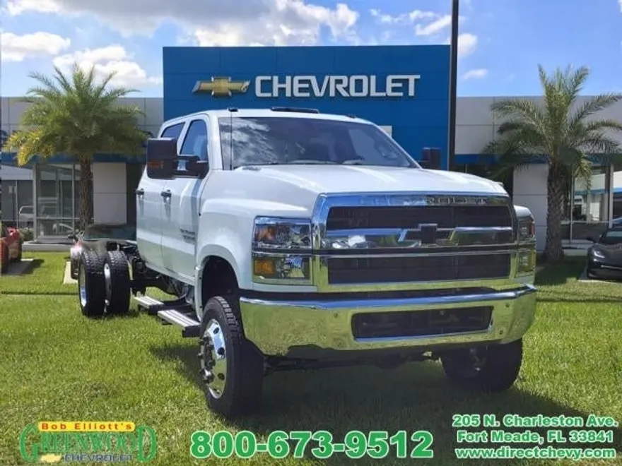 2024 Chevrolet Silverado 5500HD Work Truck photo 1