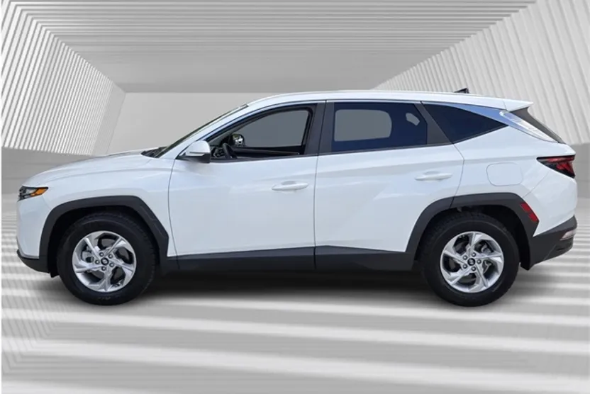 2022 Hyundai Tucson SE photo 1