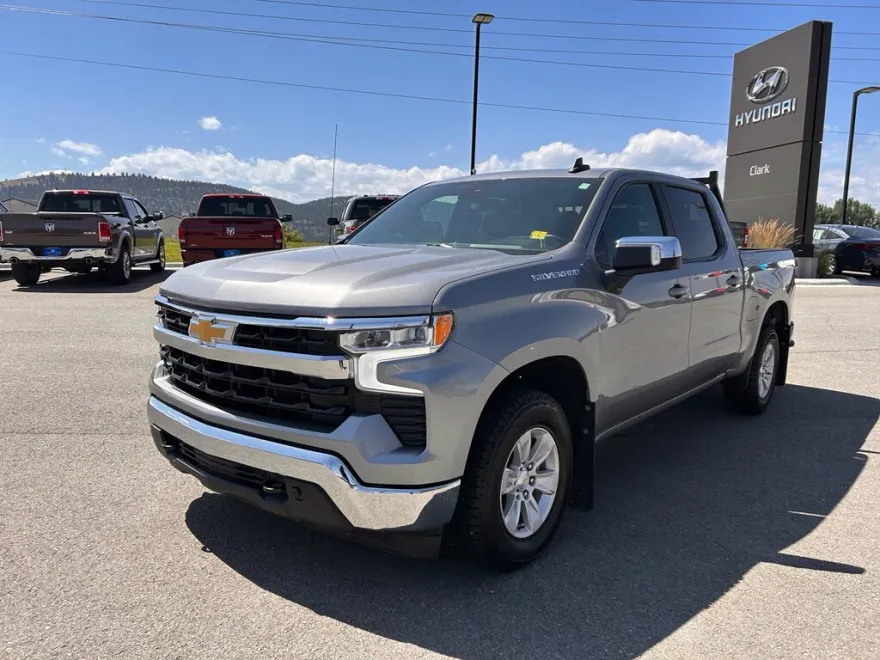 2023 Chevrolet Silverado 1500 LT photo 1