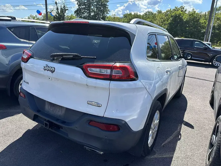 2017 Jeep Cherokee Latitude photo 1
