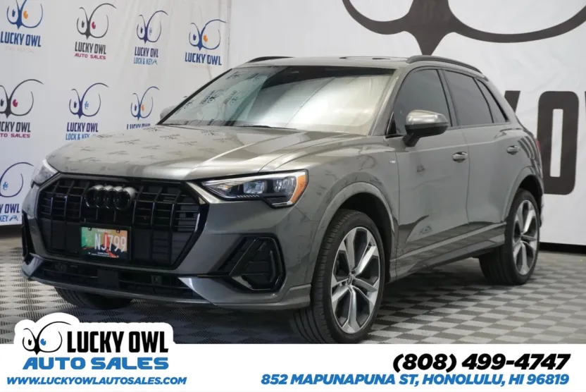 2021 Audi Q3 S line Premium photo 1