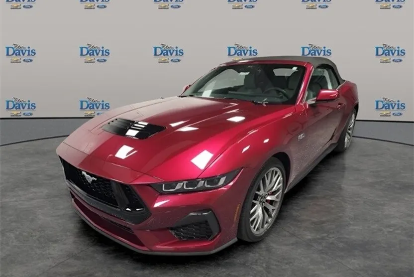 2025 Ford Mustang GT Premium Convertible photo 1
