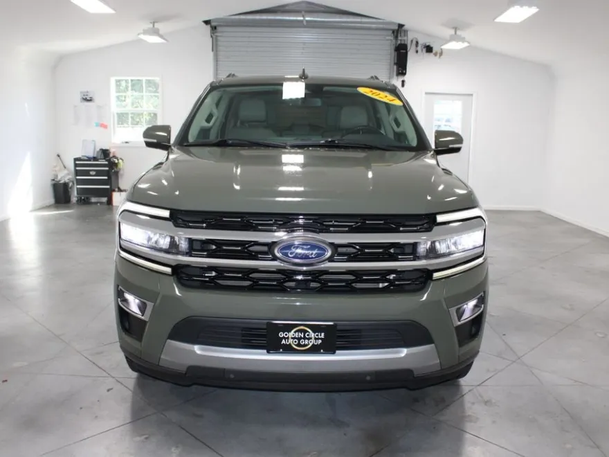 2024 Ford Expedition MAX Limited photo 1
