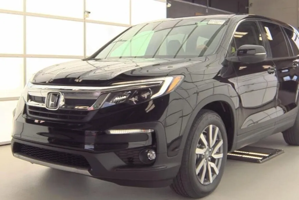 2022 Honda Pilot EX-L photo 1