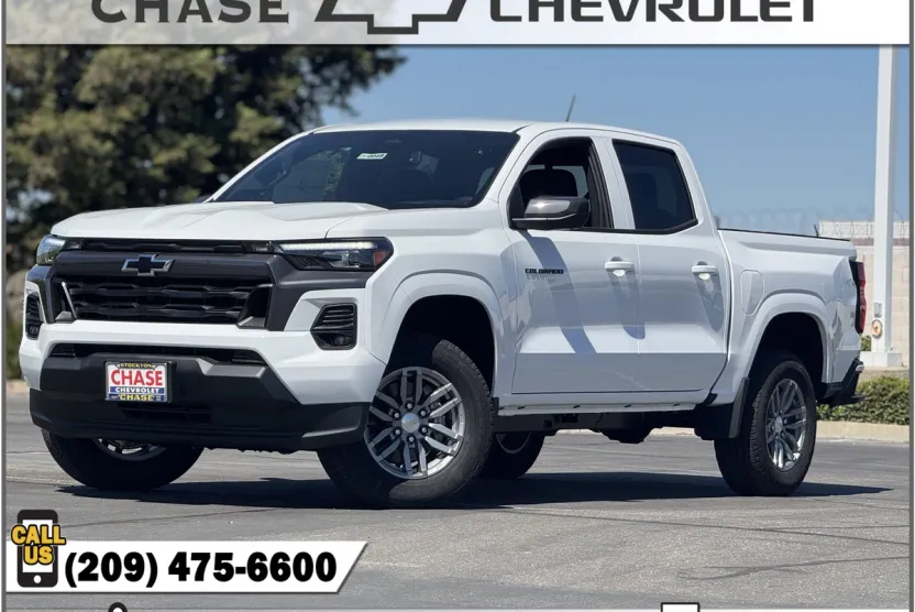 2026 Chevrolet Colorado LT photo 1