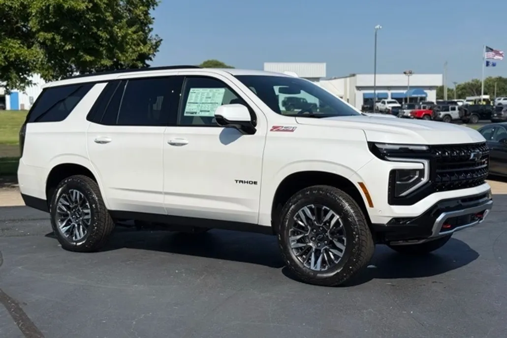 2025 Chevrolet Tahoe Z71 photo 1