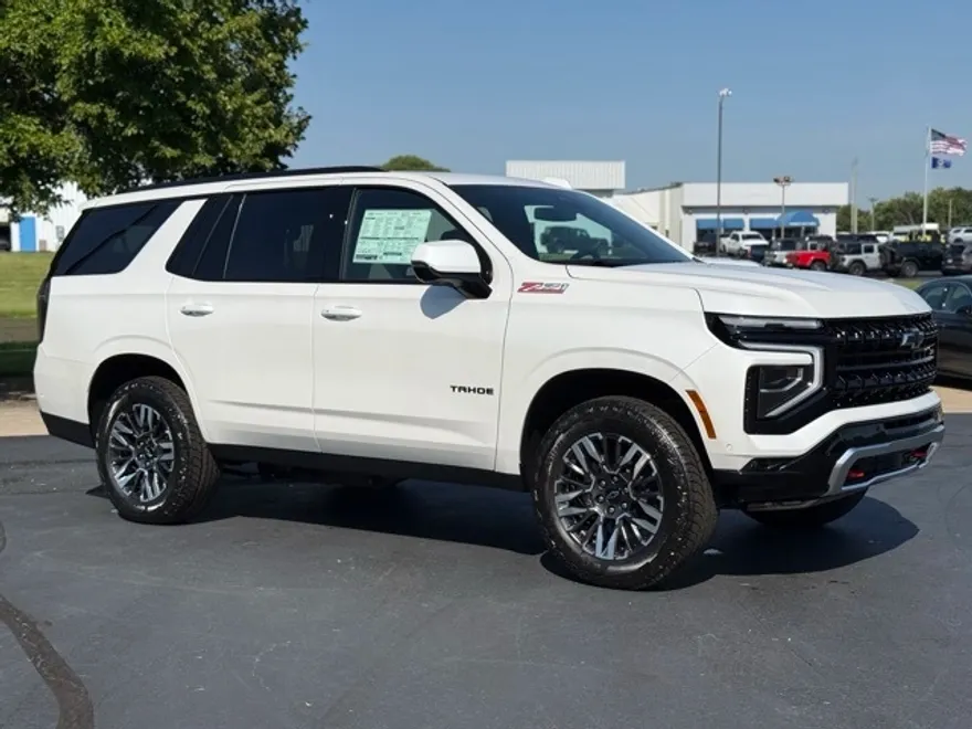 2025 Chevrolet Tahoe Z71 photo 1
