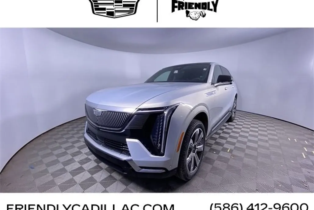 2025 Cadillac Escalade IQ Luxury photo 1