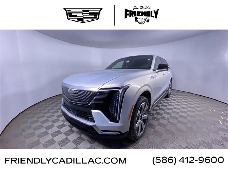 2025 Cadillac Escalade IQ Luxury photo 1