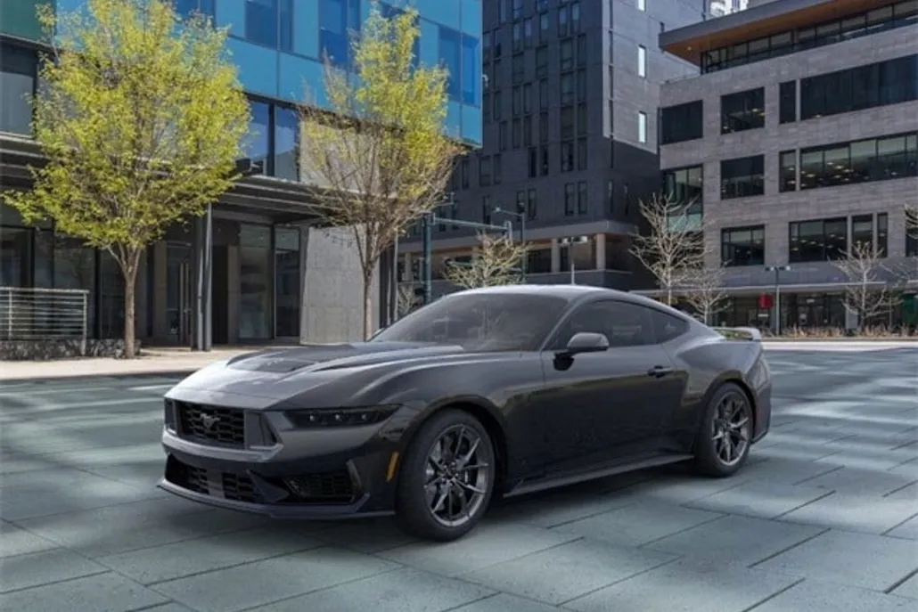 2025 Ford Mustang Dark Horse Deluxe photo 1