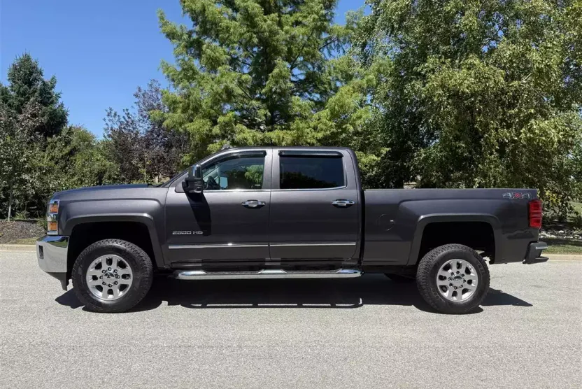 2015 Chevrolet Silverado 2500HD LTZ photo 1