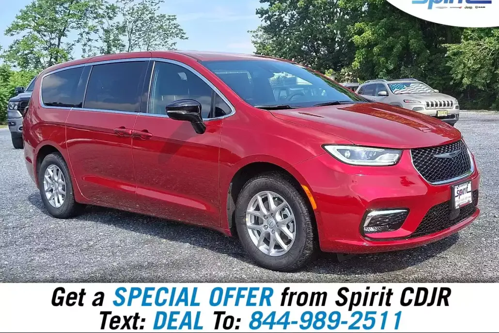 2025 Chrysler Pacifica photo 1
