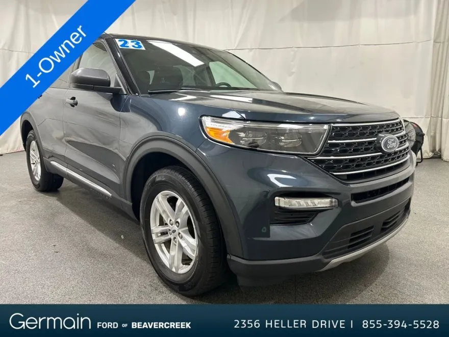 2023 Ford Explorer XLT photo 1