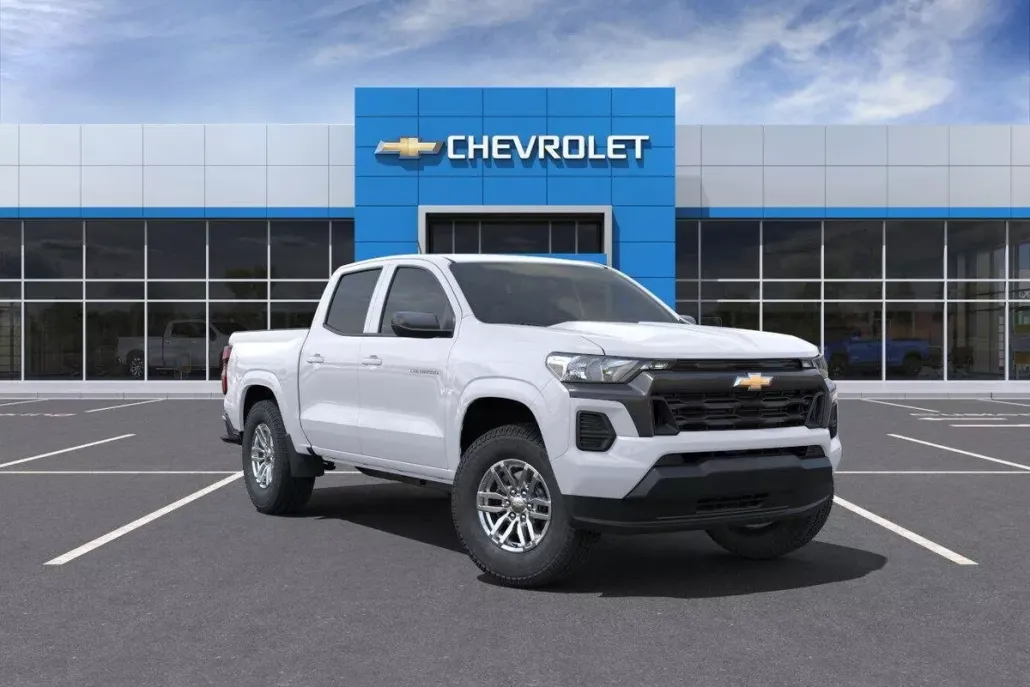 2025 Chevrolet Colorado Work Truck LT photo 1