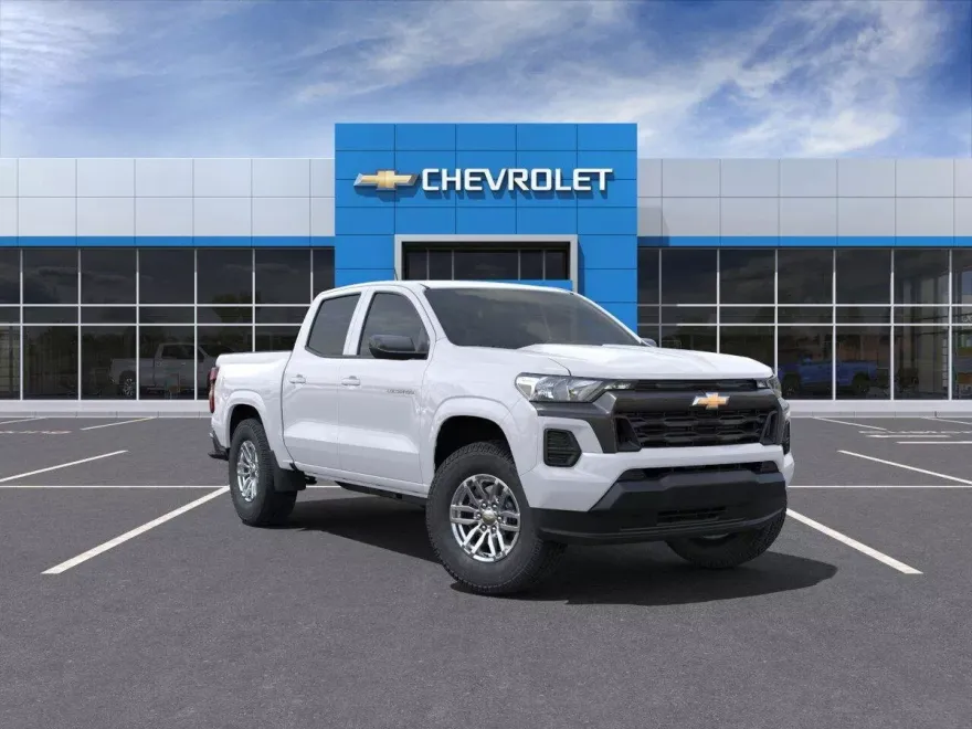 2025 Chevrolet Colorado Work Truck LT photo 1
