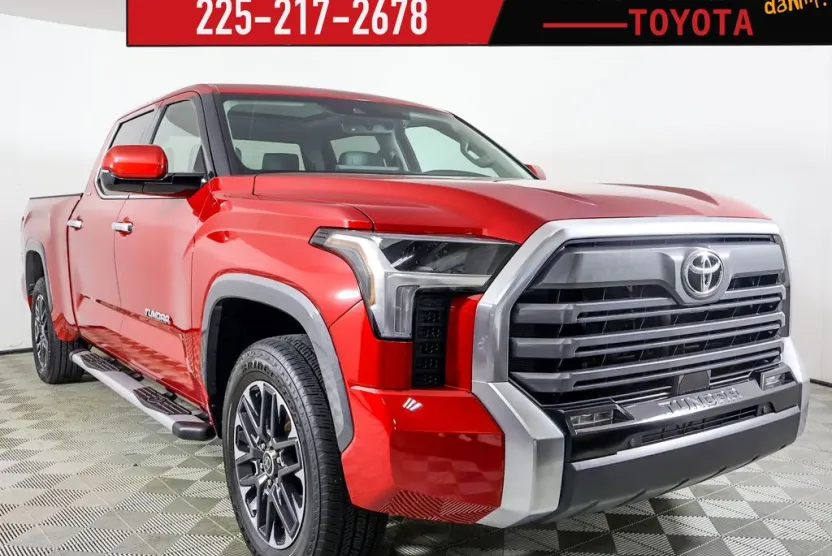 2023 Toyota Tundra Limited photo 1