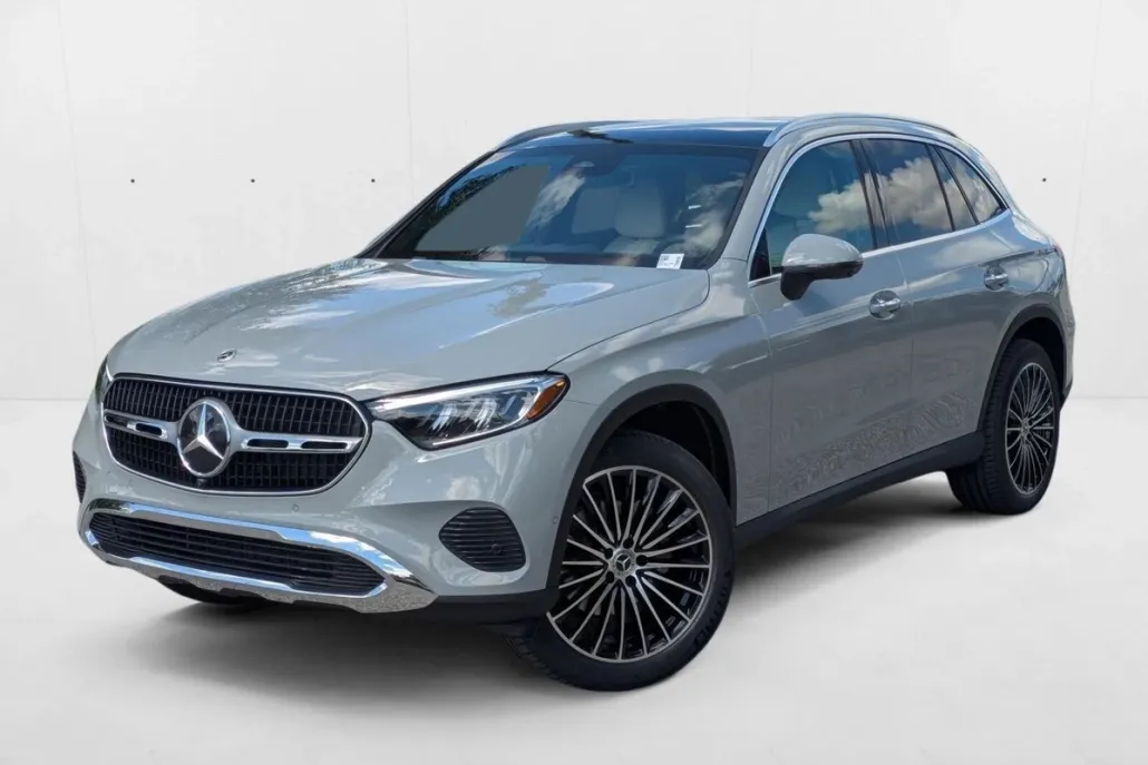 2026 Mercedes Benz GLC 300 photo 1