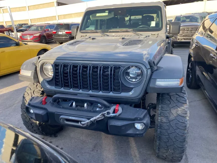 2021 Jeep Gladiator Rubicon photo 1